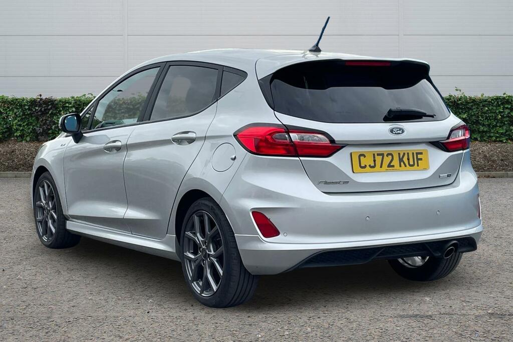 Ford Fiesta 1.0 Ecoboost Hybrid Mhev 125 St-line CJ72KUF Silver #2