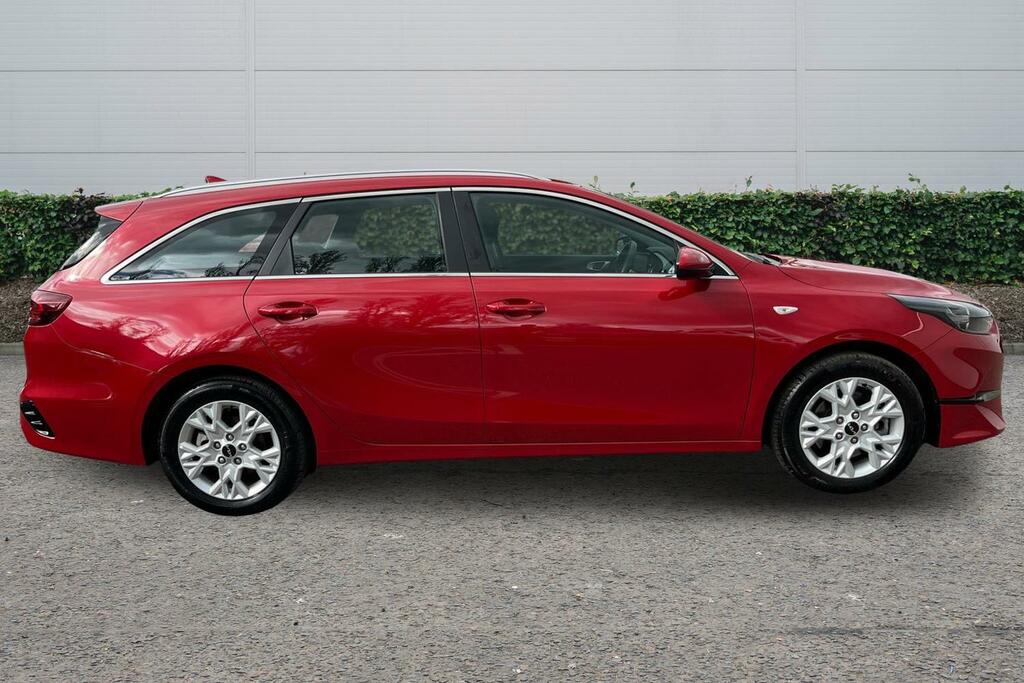 Kia Ceed 1.5T Gdi Isg 138 2 LA25DZU Red #3