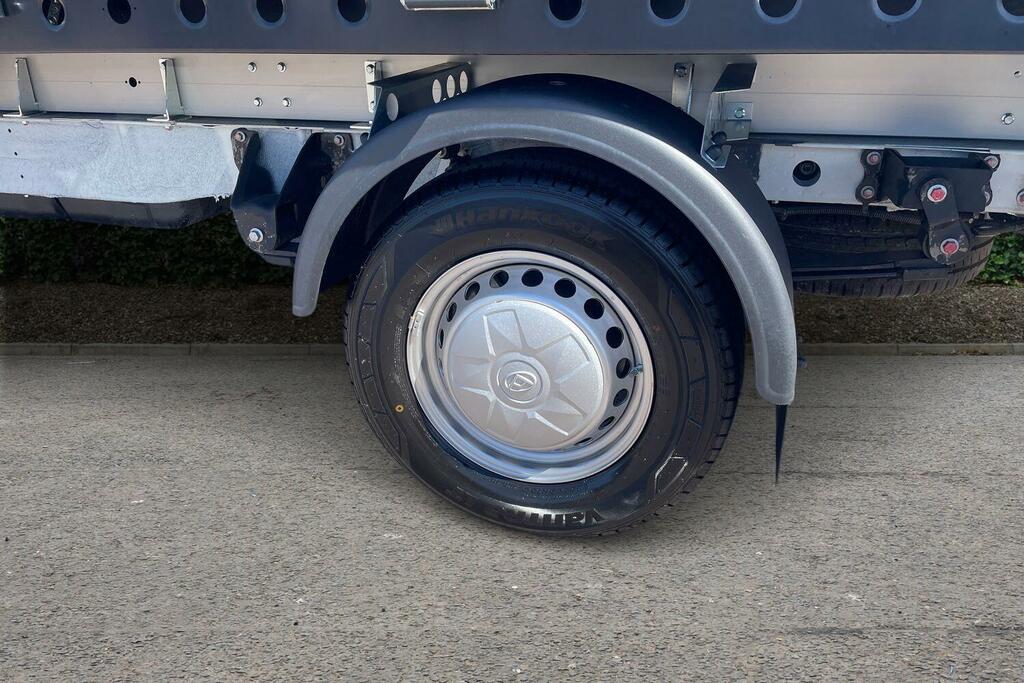 Maxus Deliver 9 2.0 D20 150 Tipper KR26AYZ White #6