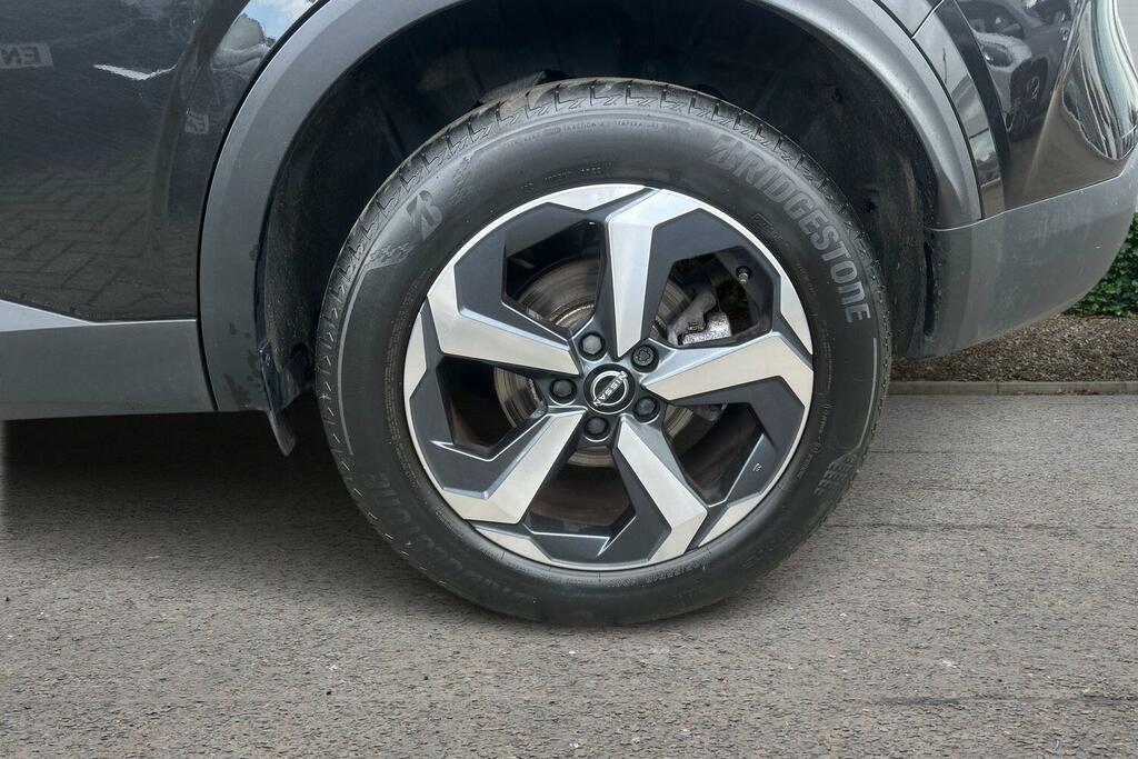 Nissan Qashqai 1.3 Dig-t Mh 158 N-connecta Xtronic MK72OWF Black #6