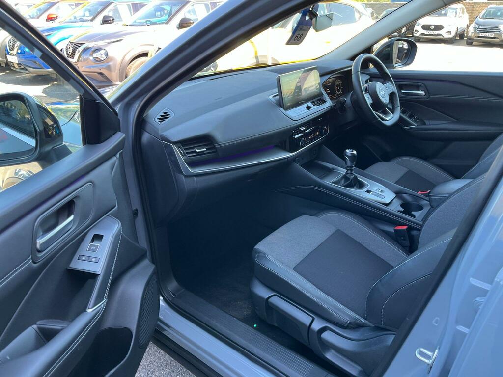 Nissan Qashqai 1.3 Dig-t Mhev N-connecta Euro 6 Ss GV75LEJ Grey #2