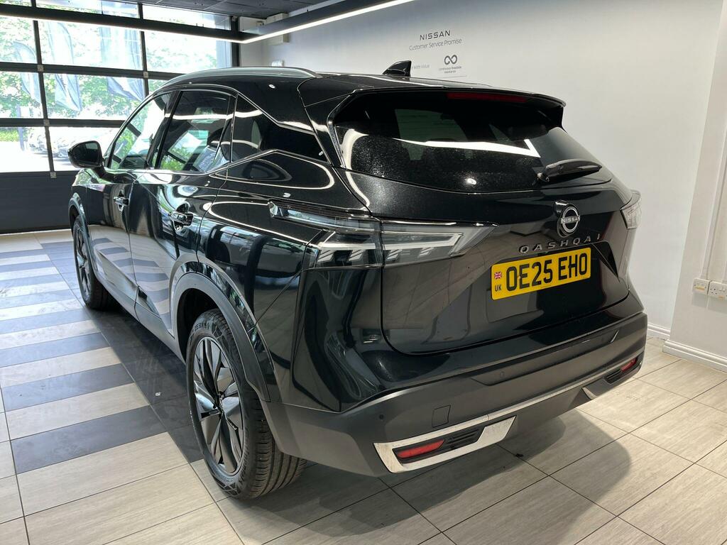 Nissan Qashqai 1.3 Dig-t Mhev Tekna Xtron Euro 6 Ss OE25EHO Black #3