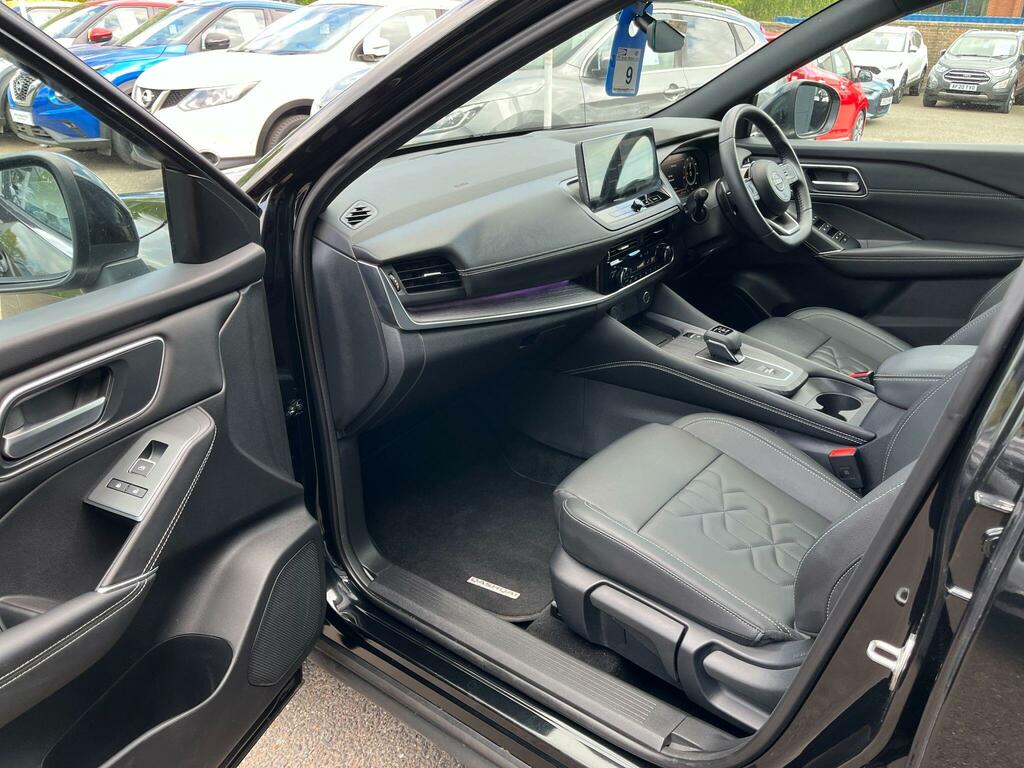 Nissan Qashqai 1.3 Dig-t Mhev Tekna Xtron Euro 6 Ss OE25EHO Black #2