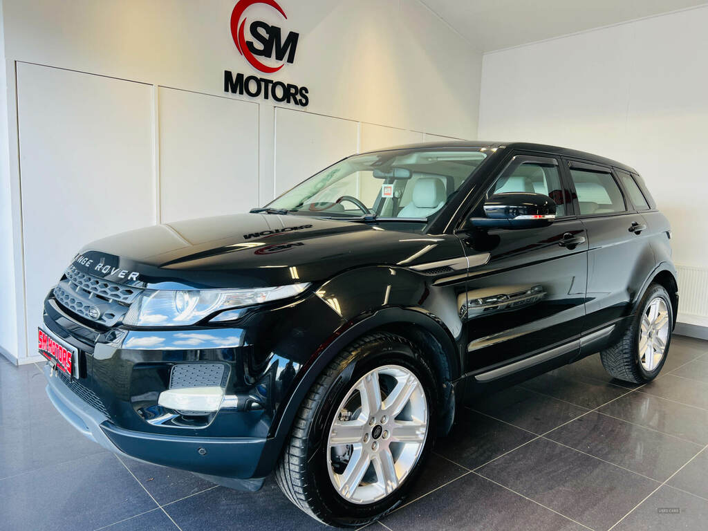 Land Rover Range Rover Evoque 2.2 Td4 Pure Tech Pack YA62KKM Black #2