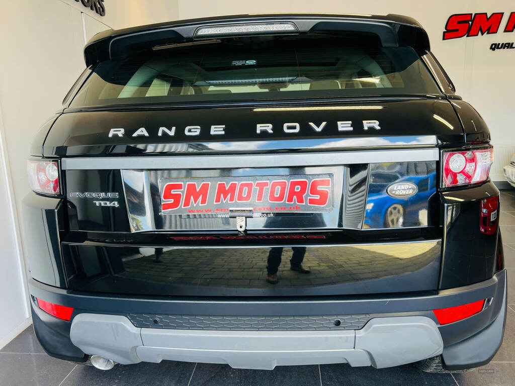Land Rover Range Rover Evoque 2.2 Td4 Pure Tech Pack YA62KKM Black #6