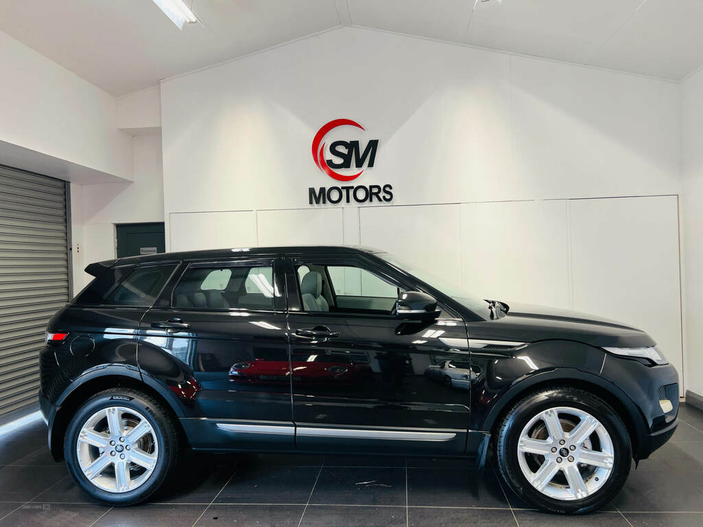 Land Rover Range Rover Evoque 2.2 Td4 Pure Tech Pack YA62KKM Black #4