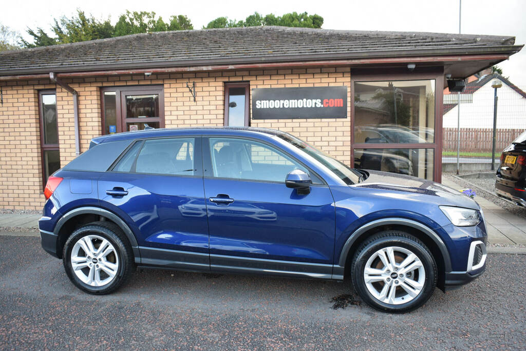 Audi Q2 30 Tfsi Sport SC21YTU Blue #2