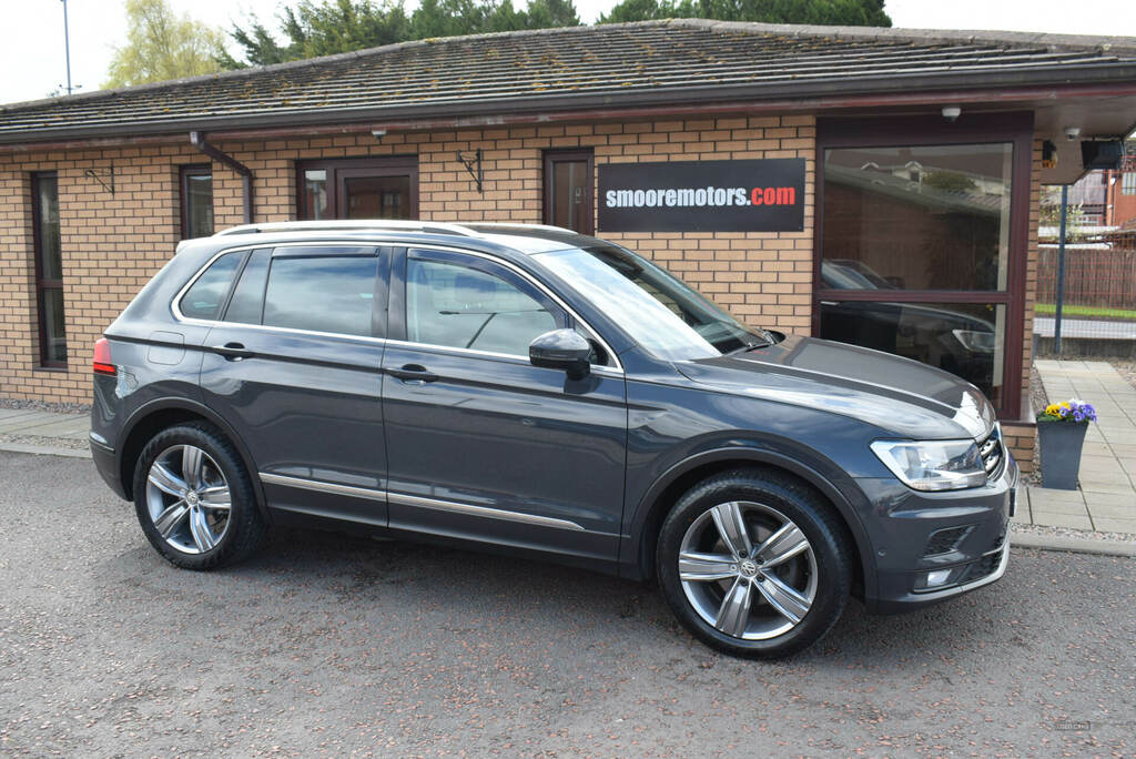 Volkswagen Tiguan 2.0 Tdi 150 Match NX69EUN Grey #3