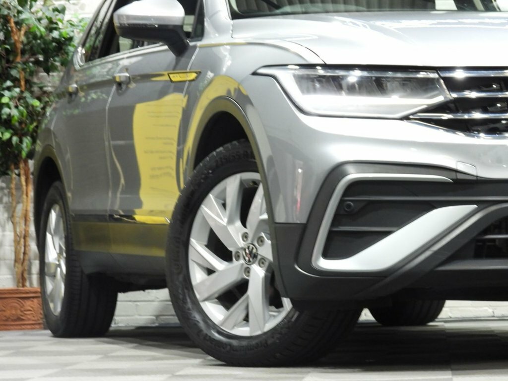 Volkswagen Tiguan Allspace 1.5L Life BW23EOP Silver #5