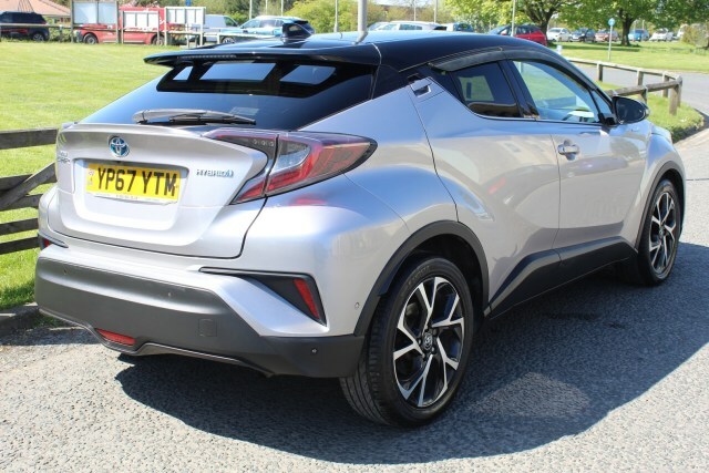 Toyota C-Hr Dynamic Silver #3