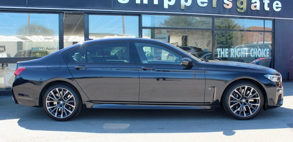 BMW 7 Series 3L M Sport Black #6