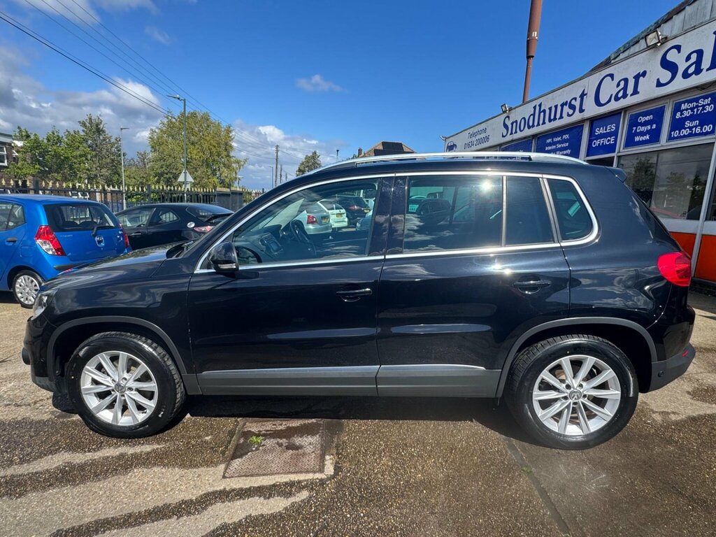 Volkswagen Tiguan 2.0 Tdi Bluemotion Tech Se Dsg 4Wd Euro 5 Ss Black #2