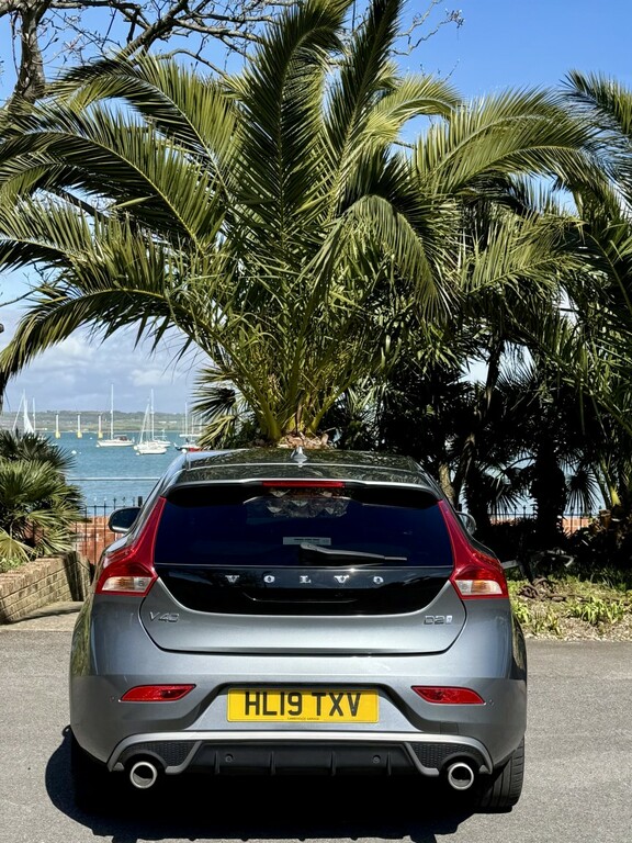 Volvo V40 2.0 R-design Pro D2 Grey #4