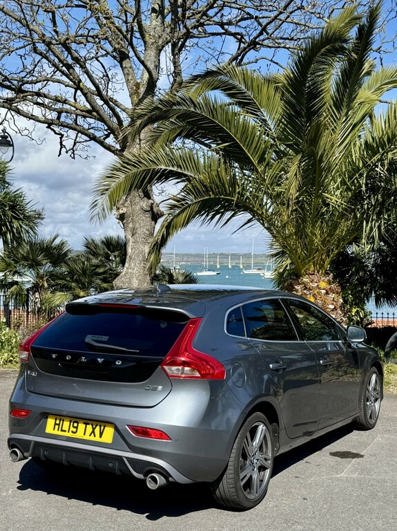 Volvo V40 2.0 R-design Pro D2 Grey #3