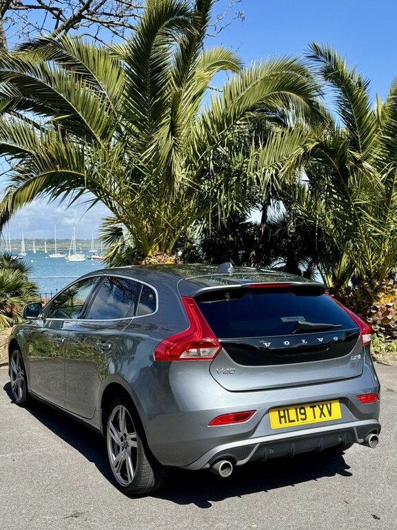 Volvo V40 2.0 R-design Pro D2 Grey #5