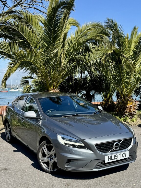 Volvo V40 2.0 R-design Pro D2 Grey