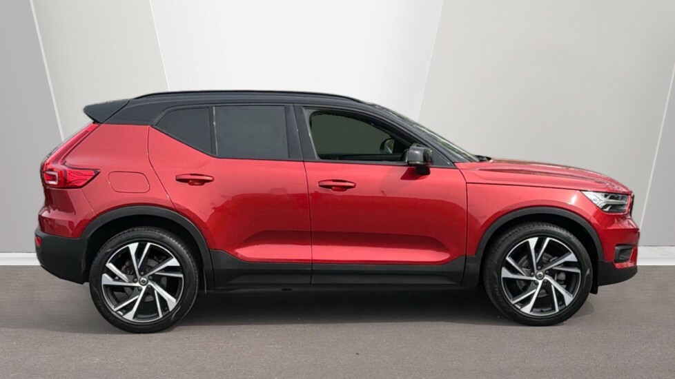 Volvo XC40 R-design Pro, B4 Mild Hybrid BD70OOA Red #3