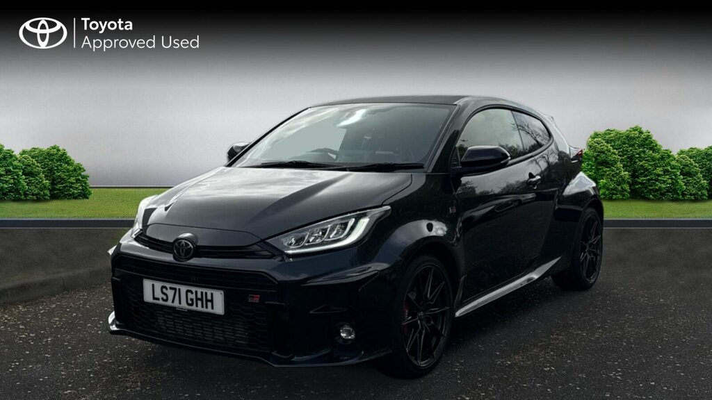Toyota Yaris 1.6T Gr Circuit Awd Euro 6 LS71GHH Black #3