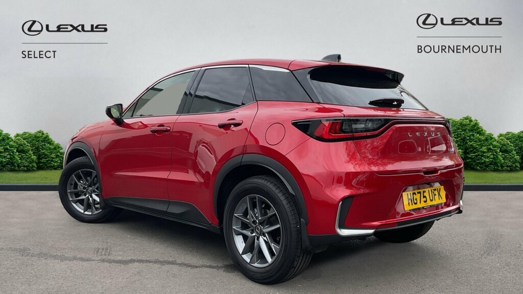 Lexus LBX 1.5 Vvt-ie Premium E-cvt Euro 6 Ss HG75UFK Red #2