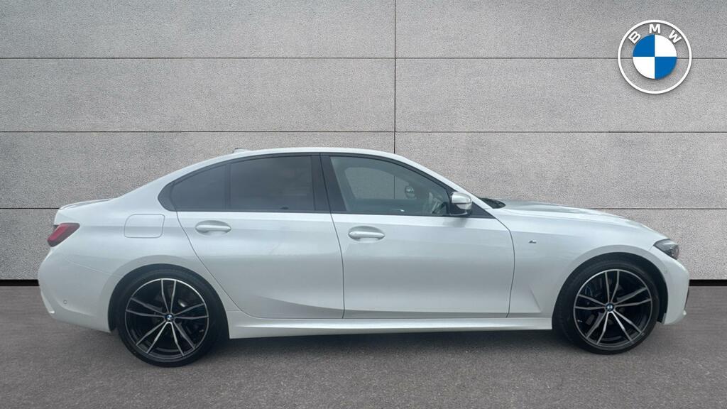 BMW 3 Series 320I Xdrive M Sport Saloon HK22VHC White #3