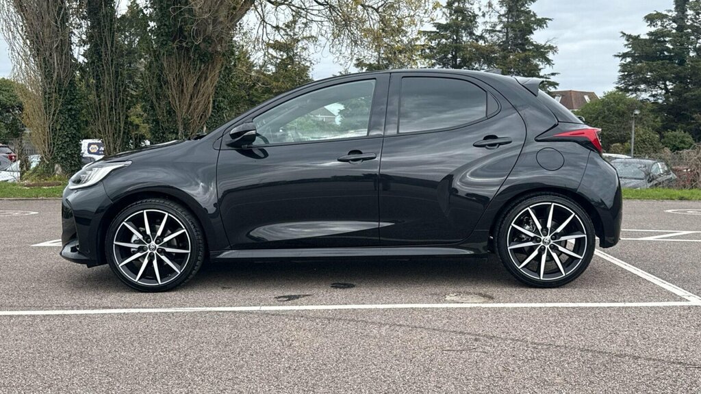 Toyota Yaris 1.5 Vvt-h Gr Sport Hatchback Hybrid E-c HV75XPU Black #5
