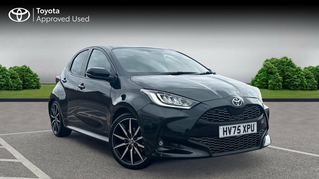 Toyota Yaris 1.5 Vvt-h Gr Sport Hatchback Hybrid E-c Black