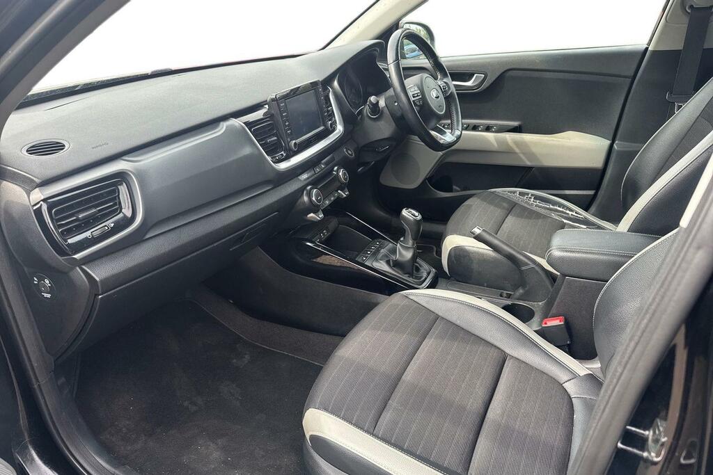 Kia Stonic 1.0 T-gdi First Edition Euro 6 Ss RO18MPX Black #2