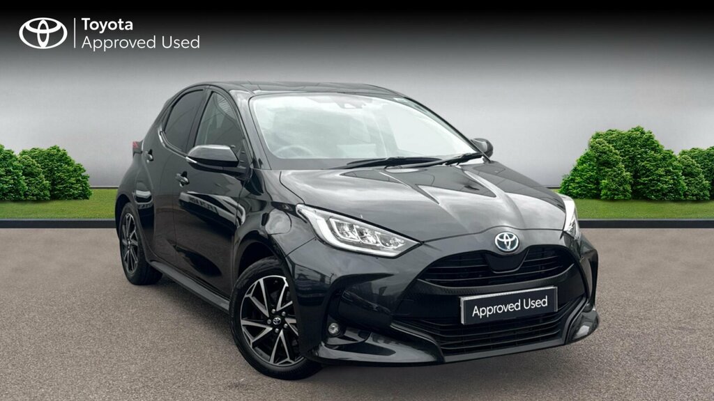 Toyota Yaris 1.5 Vvt-h Design E-cvt Euro 6 Ss Black