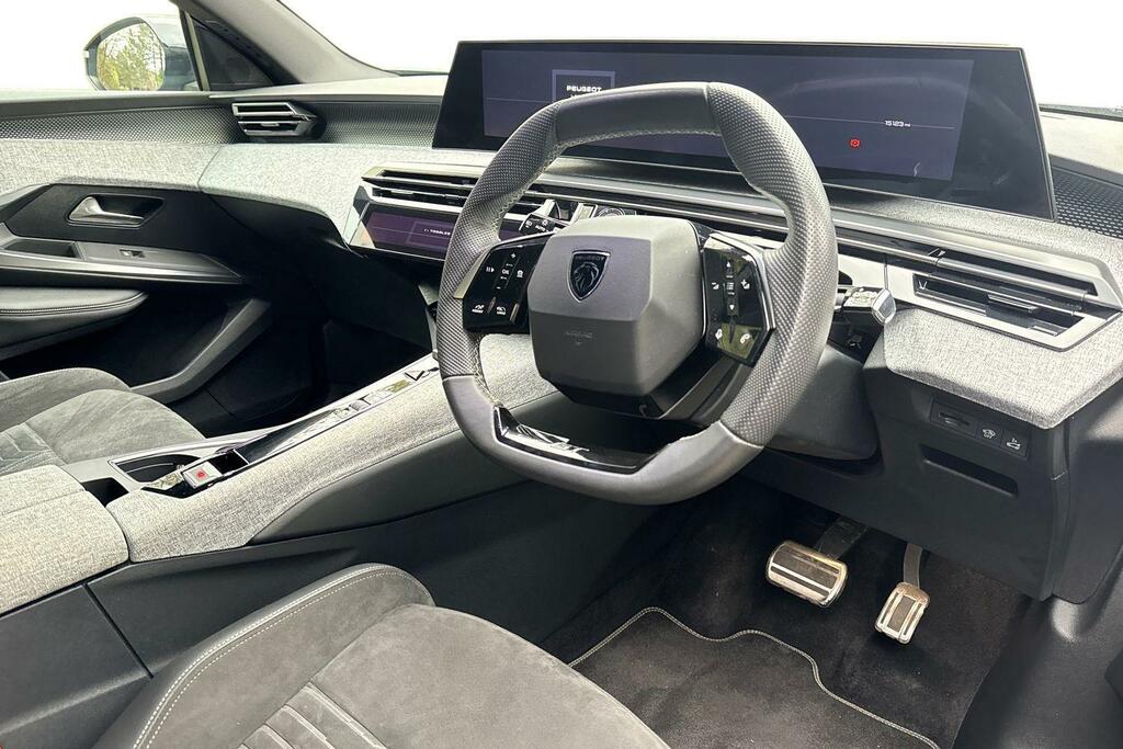 Peugeot 5008 73Kwh Gt GY74BZM Blue #6
