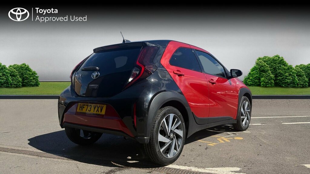 Toyota Aygo X 1.0 Vvt-i Edge Euro 6 Ss HF73YXV Red #2