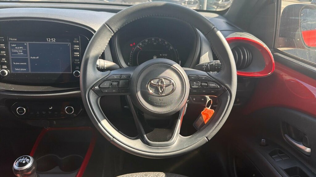 Toyota Aygo X 1.0 Vvt-i Edge Euro 6 Ss HF73YXV Red #6