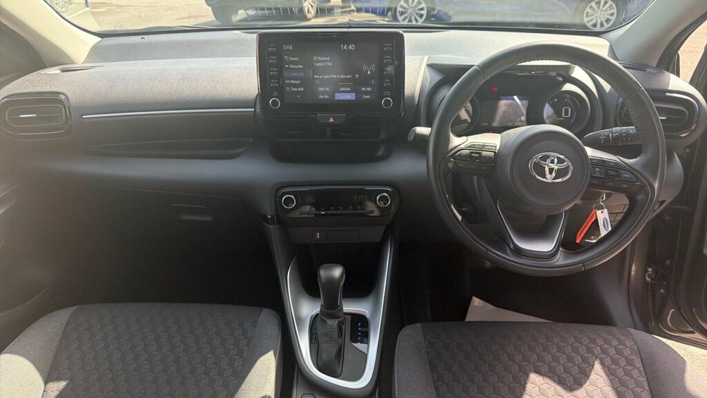 Toyota Yaris 1.5 Vvt-h Design E-cvt Euro 6 Ss HJ24NBN Grey #6