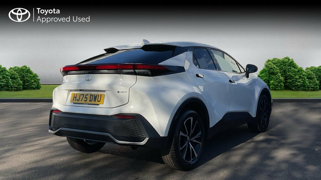 Toyota C-Hr 1.8 Vvt-h Design Cvt Euro 6 Ss HJ75DWU White #2