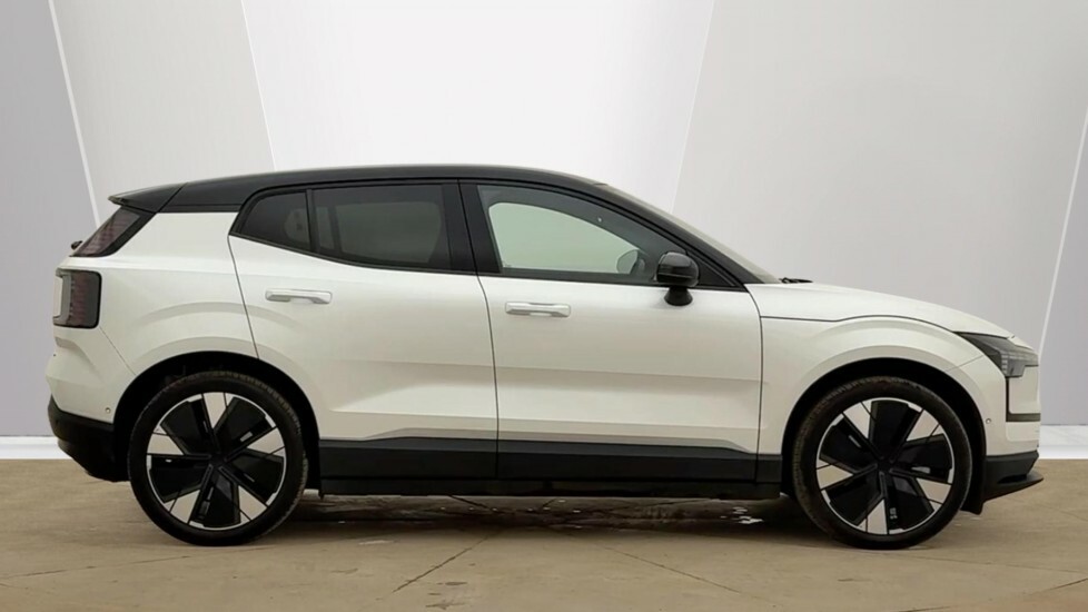 Volvo EX30 Ultra, Twin Motor Performance, OY75WJU White #2