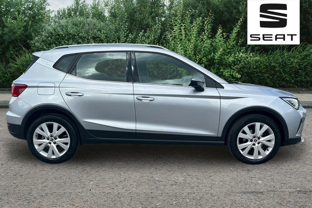Seat Arona 1.0 Tsi 110 Xperience Dsg CX23ZRY Silver #4
