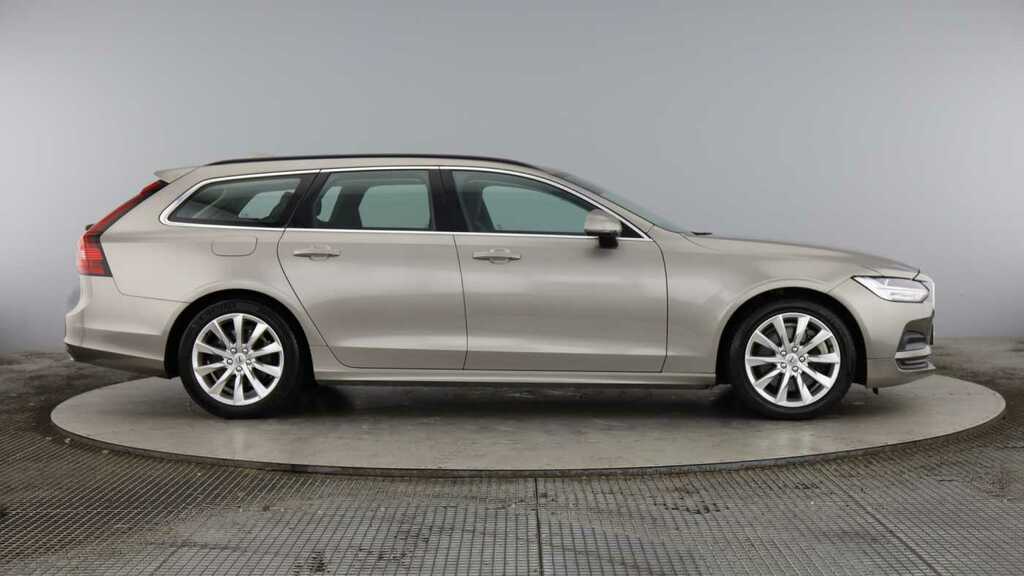 Volvo V90 Momentum, B4 Mild Hybrid Grey #3