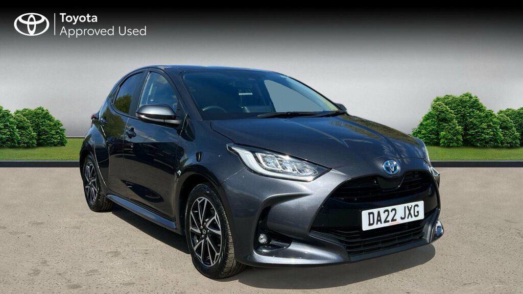 Toyota Yaris 1.5 Vvt-h Design E-cvt Euro 6 Ss Grey