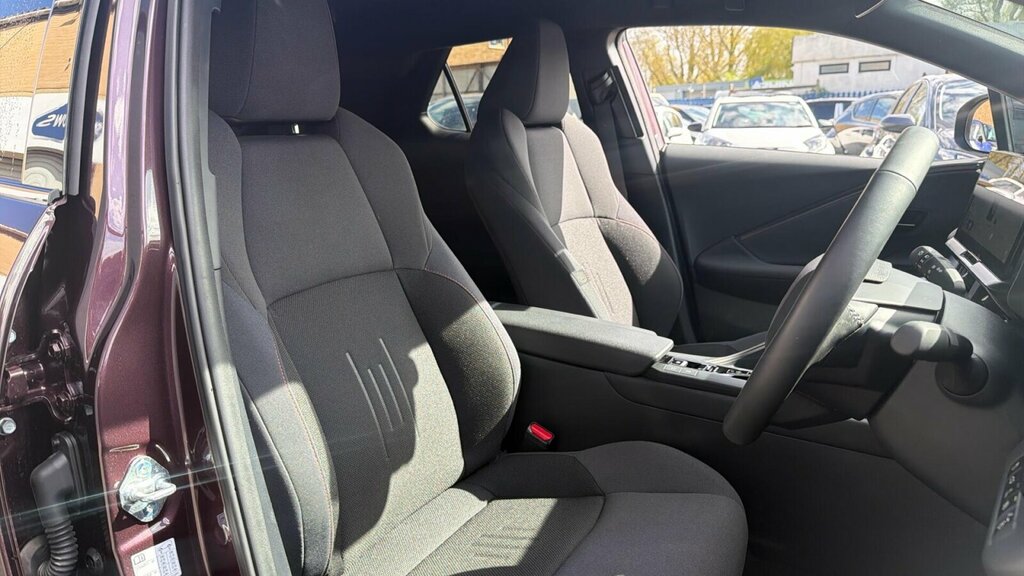 Toyota C-Hr 2.0 Vvt 13.6Kwh Design Cvt Euro 6 Ss HJ75BEY #5