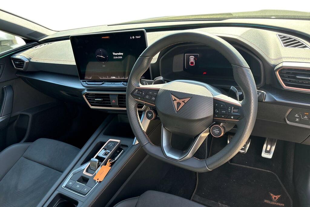 Cupra Leon 1.5 Etsi 150 V2 Dsg Black #6