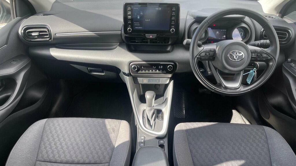 Toyota Yaris 1.5 Vvt-h Design Hatchback Hybrid E-cvt HW23MVM White #6