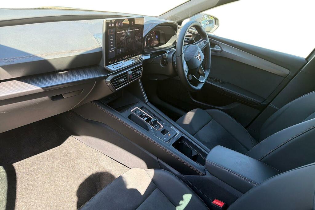 Cupra Leon 1.5 Etsi 150 V2 Dsg HK75UZR Grey #4