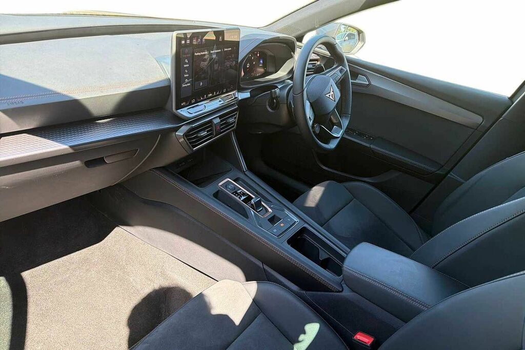 Cupra Leon 1.5 Etsi 150 V2 Dsg HK75UZR Grey #3