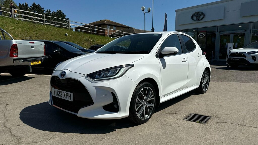 Toyota Yaris 1.5 Vvt-h Excel Hatchback Hybrid E-cvt WU23XPH White #3