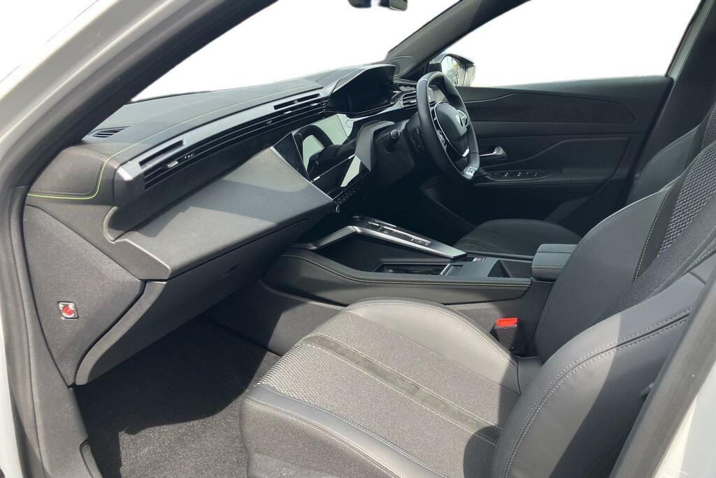 Peugeot 308 1.2 Gt E-dsc6 Euro 6 Ss KO74YFV White #2