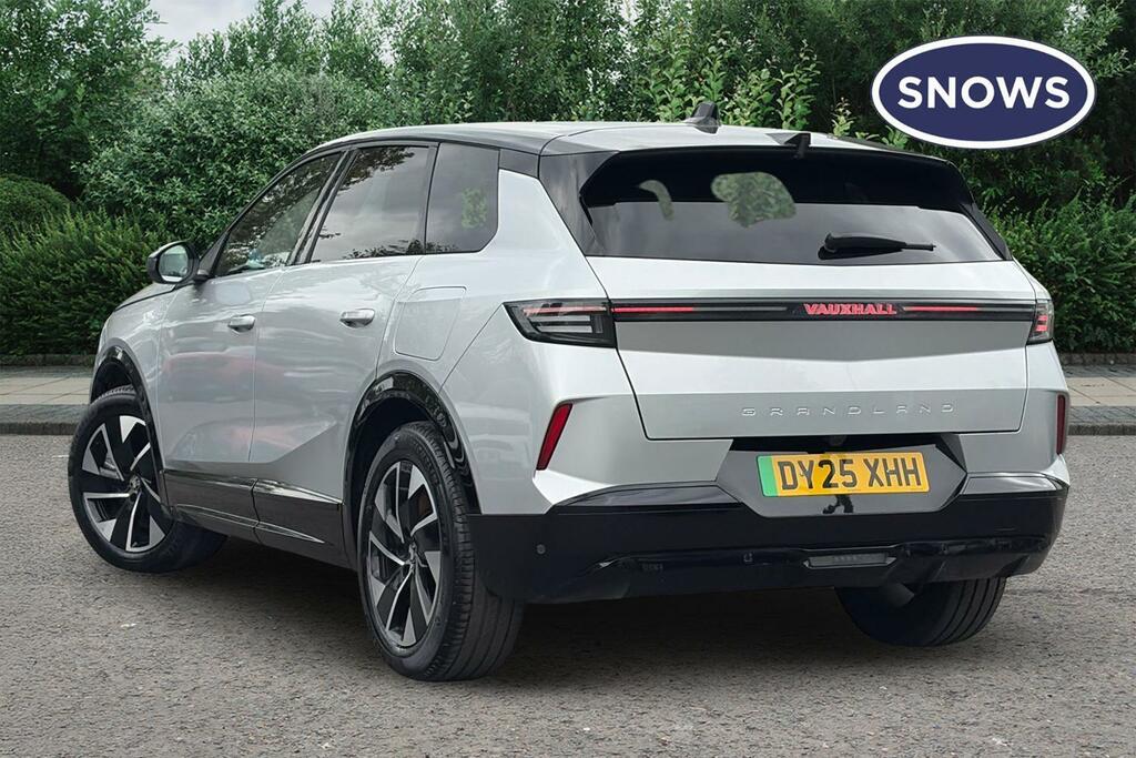 Vauxhall Grandland 73Kwh Gs DY25XHH Grey #3