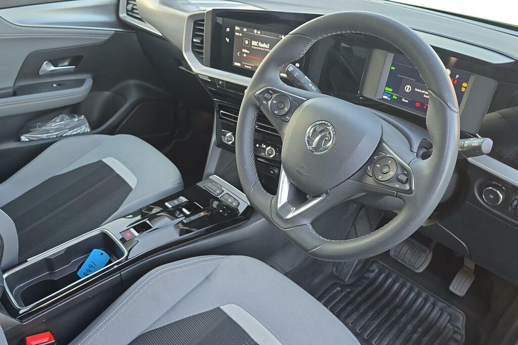 Vauxhall Mokka-e 50Kwh Design MJ74LSO Green #6