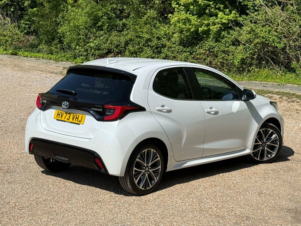 Toyota Yaris 1.5 Vvt-h Excel Hatchback Hybrid E-cvt HV73VHJ White #5