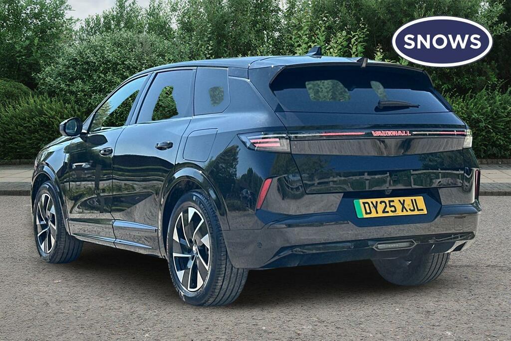 Vauxhall Grandland 73Kwh Gs DY25XJL Black #3