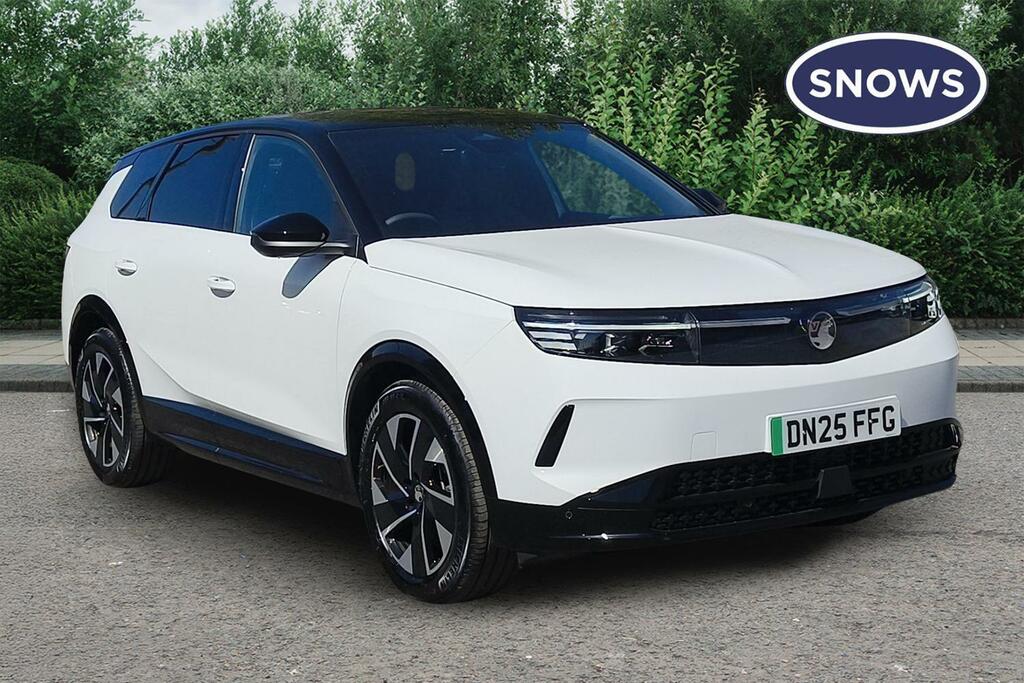 Vauxhall Grandland 73Kwh Gs White