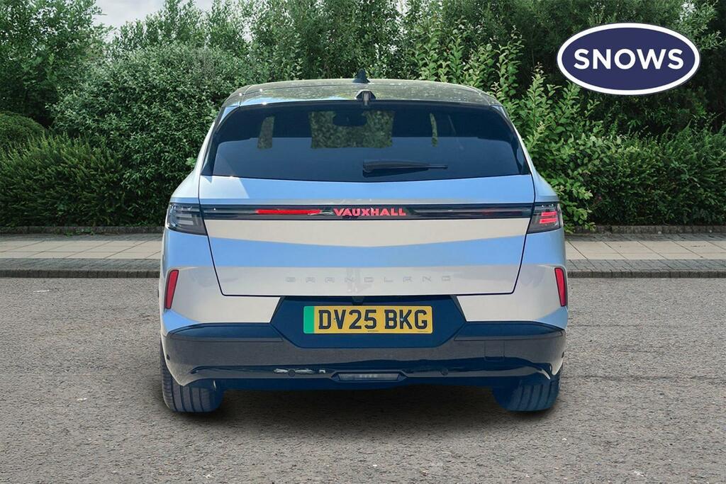 Vauxhall Grandland 73Kwh Gs DV25BKG Grey #4